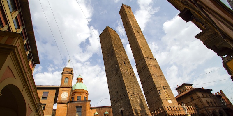 The two Towers: Garisenda and the Asinelli