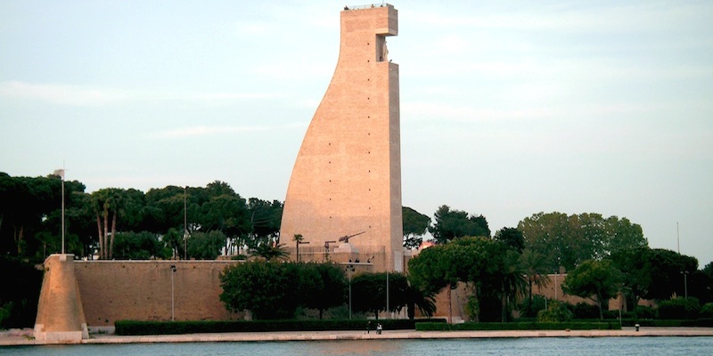 Памятник матросу