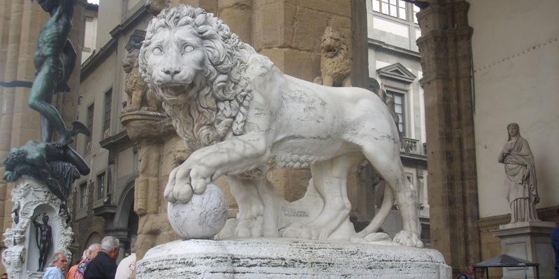 Statuen der Piazza della Signoria - Loggia dei Lanzi