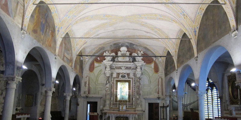 Iglesia de Santa Maria della Rosa
