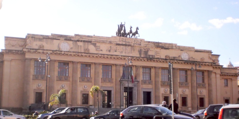 Дворец правосудия (Палаццо Пьячентини)