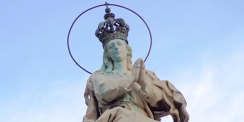 Estatua de la Inmaculada Concepción