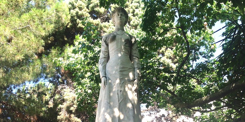Statua królowej Eleny