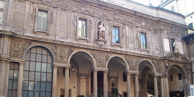 Palacio de las Escuelas Palatinas