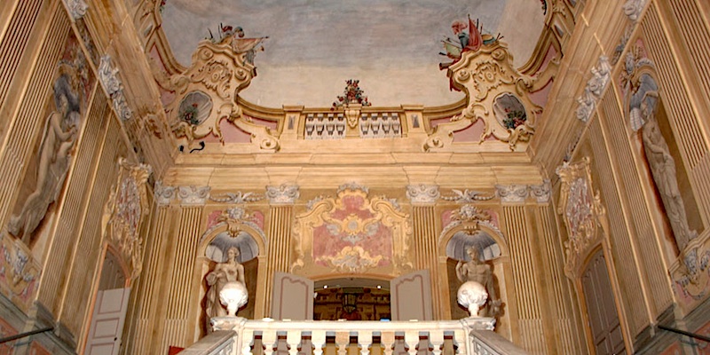 Palace of Aragon Coccapani