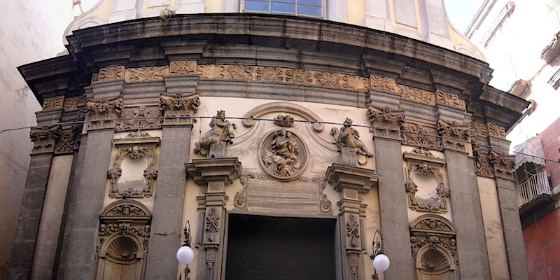 Iglesia de Santa Maria delle Anime del Purgatorio en Arco