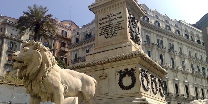 Monumento a los mártires napolitanos
