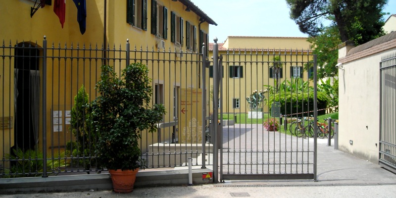Scuola Sant'Anna - Sisifo 2004
