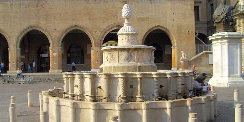 Pigna Fountain
