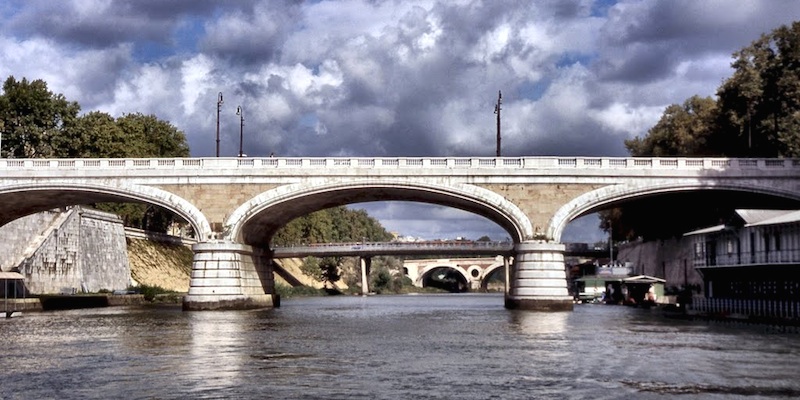 Puente Regina Margherita