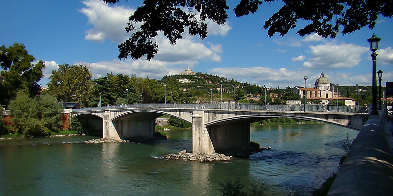 Ponte Garibaldi